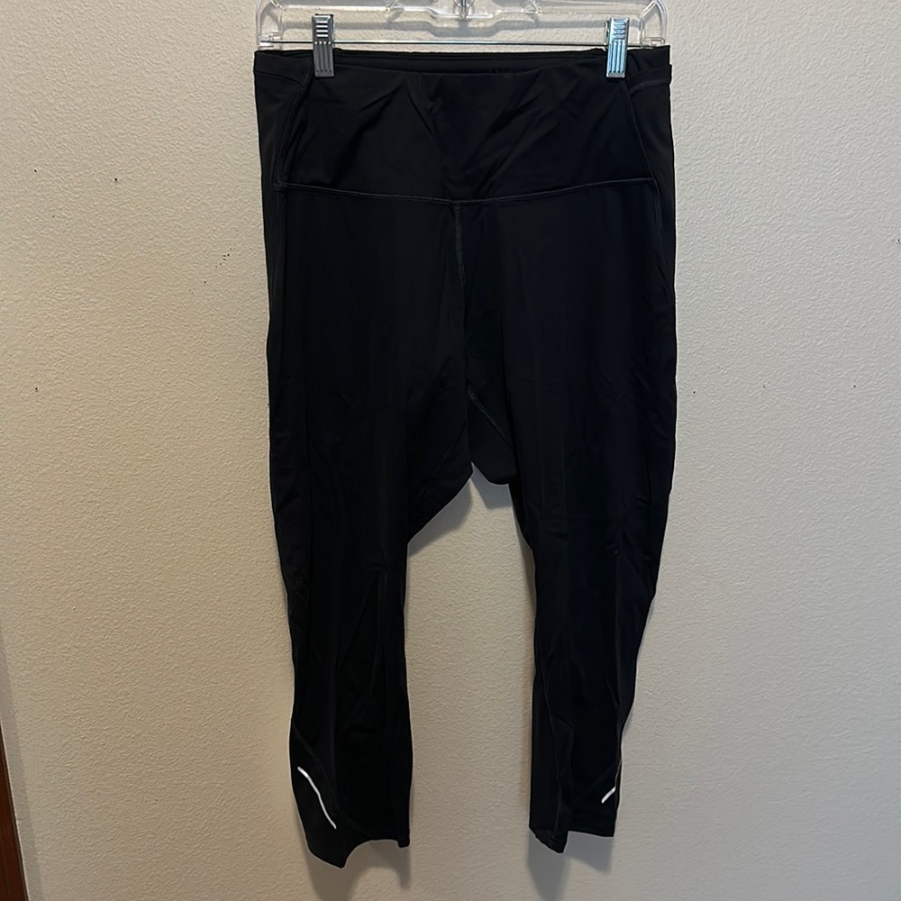 Target all in motion capri running leggings